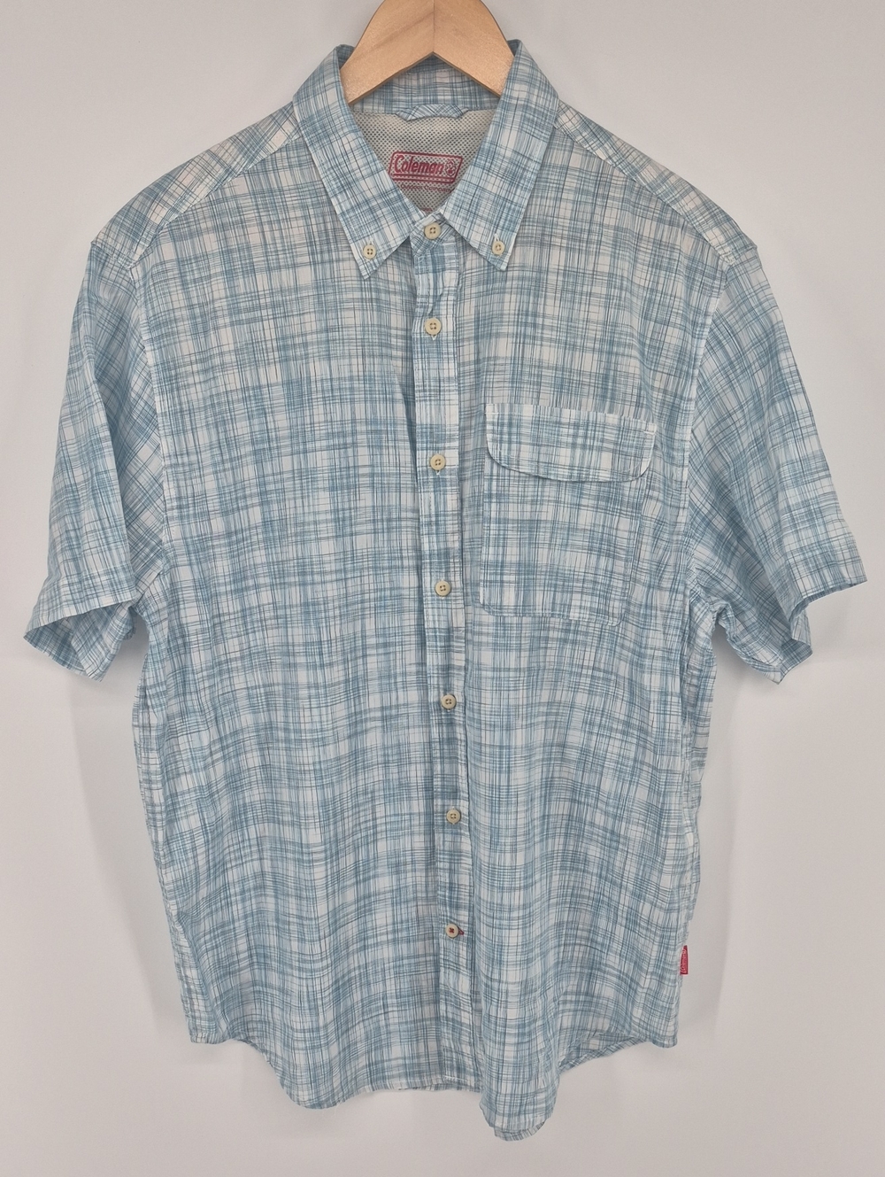 Coleman Camp Fishing Mens L Shirt Button Up Short Sleeve Blue Plaid 100% Cotton
